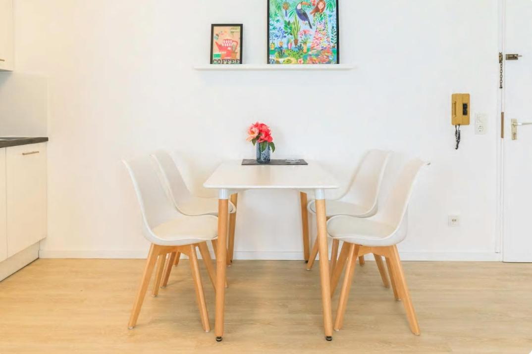 Modern Apartment In City Center Würzburg Buitenkant foto